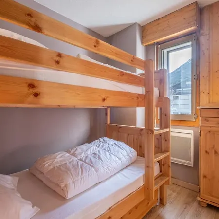 Beautiful 50m With 2 Balconies And Mountain View * Chamonix